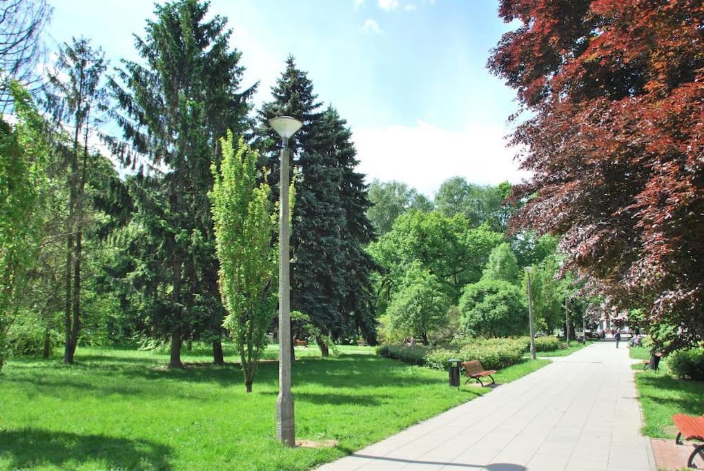 Appartamento The Soul Of Nowa Huta - Free Garage Cracovia