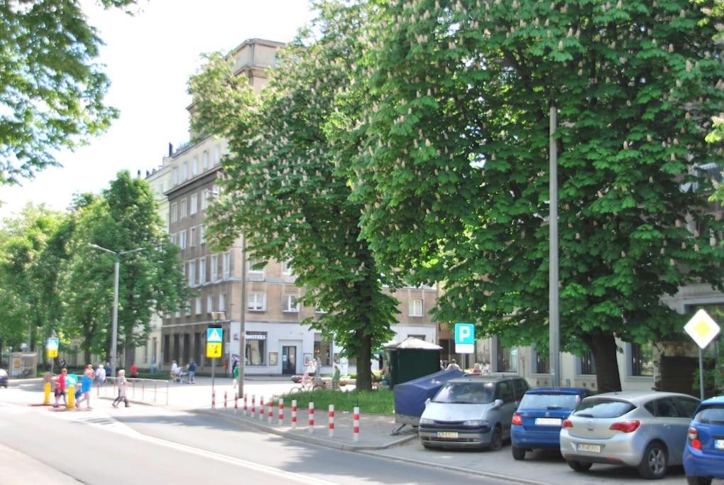 Apartment The Soul Of Nowa Huta - Free Garage Krakow